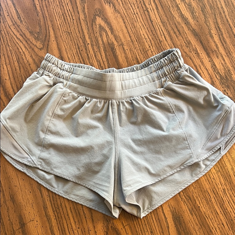 lululemon athletica Light Gray Hotty Hot Low Rise 2.5 Athletic Shorts